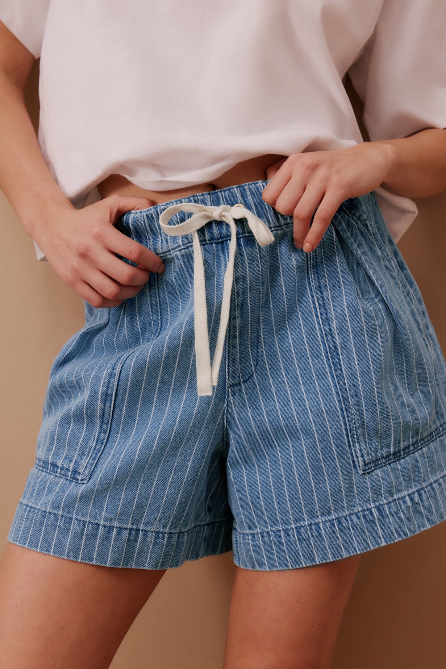 Darcy Relaxed Everyday Short indigo stripe