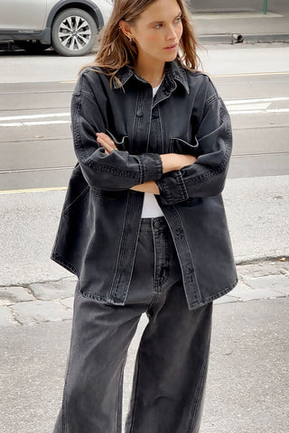 BOBBI SIDE POCKET DENIM SHACKET/WASHED BLACK