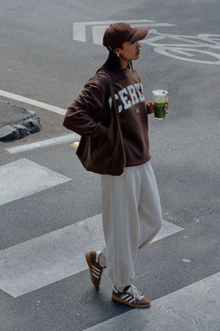 Isla Oversized Slouchy Crew - Chocolate Heritage