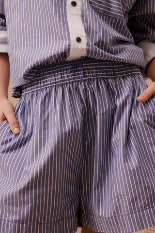 MILA SHORT college blue white stripe