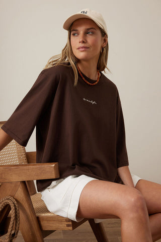 Liv Oversized Tee Chocolate | Ceres Script