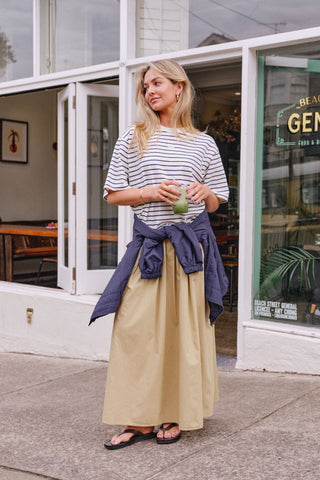 Phoebe Premium Tee - Milk/Prussian Blue Stripe