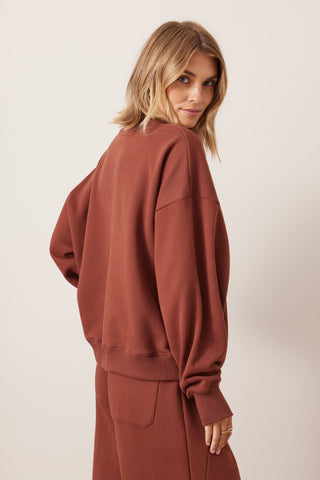Quinn Slouchy Crew Burnt Toffee