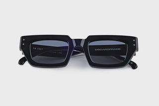 LA ISLA GLOSS BLACK