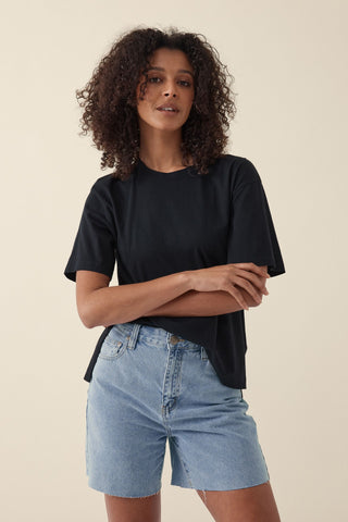 Stevie Slouchy Split Hem Tee - Black